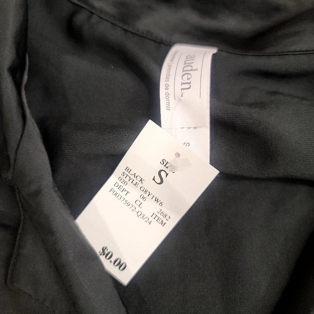 ​NWT Auden Black Long Sleeve ,Shorts Pajama Set Small Silky Luxe Gift